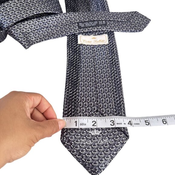 Vintage Victor Talbots Men's 100% Silk Pleated Geometric Print Handmade Necktie - Picture 5 of 6